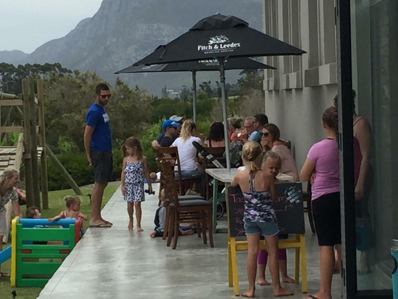 Misty Mountains Villa Hermanus Exterior photo